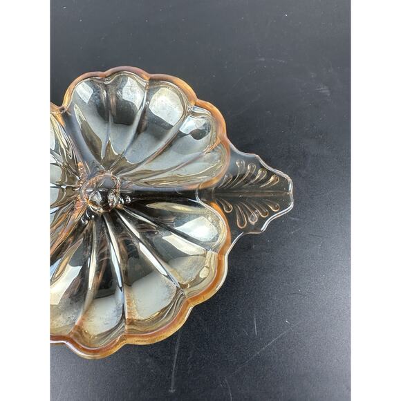 Divided Dish Plate Art Glass Iridescent Amber Clover Leaf Candy Trinket VTG - Picture 4 of 5